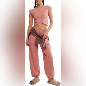 Free people movement hot shot crossover set